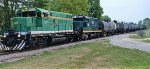 Ohio South Central Railroad (OSCR) 4537 & 104